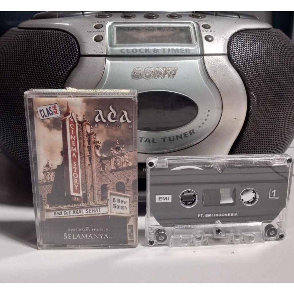 Kaset Pita Ada Band - Cinema Story