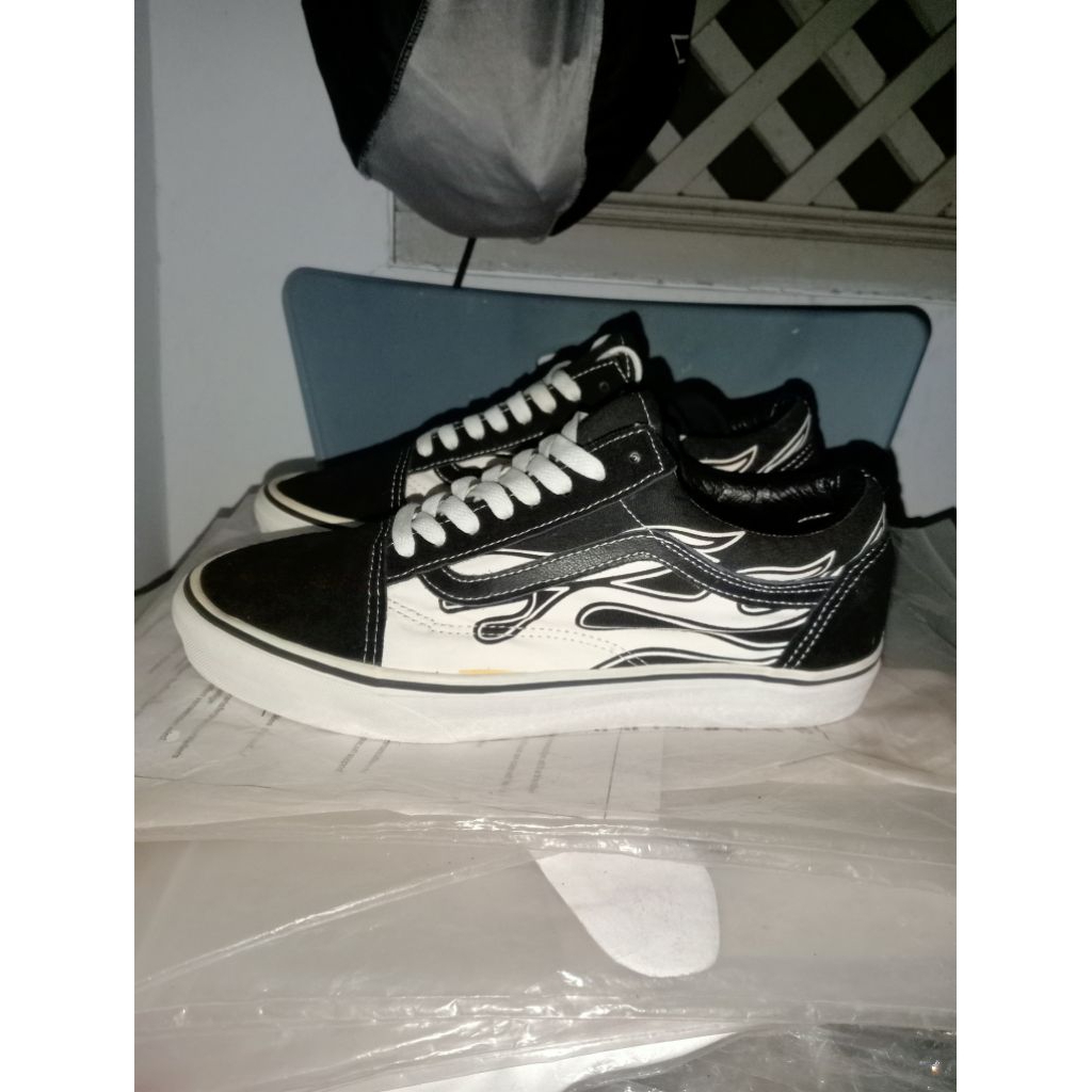 vans oldschool flame white