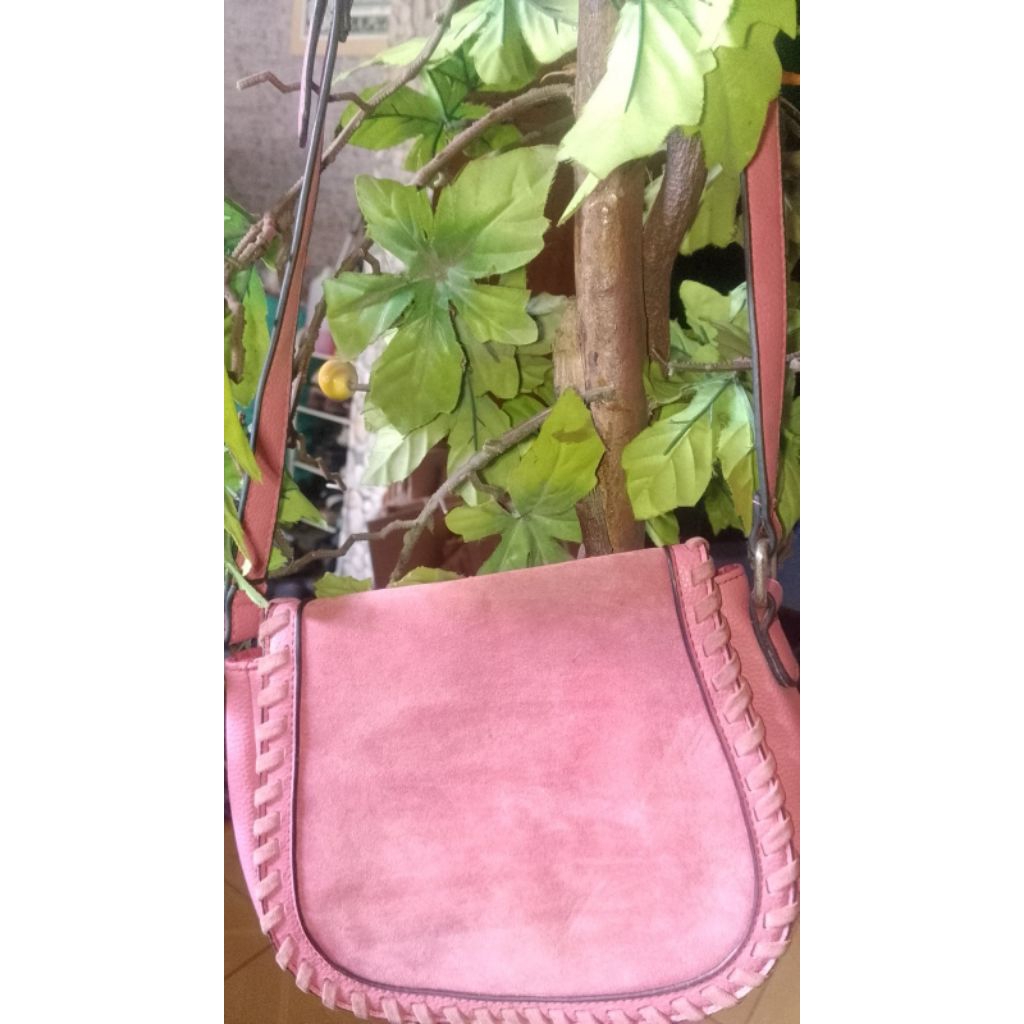 Tas selempang kulit asli preloved second