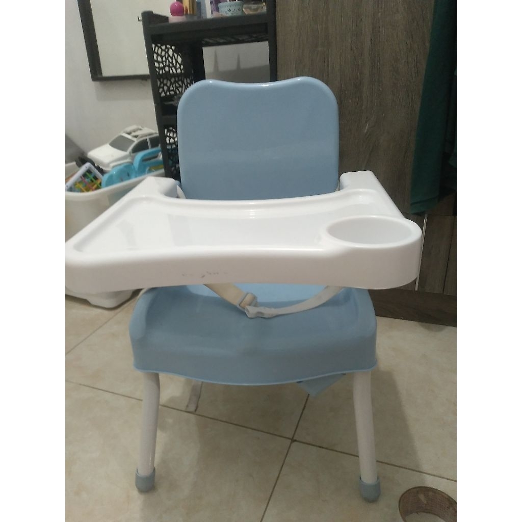BABY CHAIR  BY SUGAR BABY PRELOVED