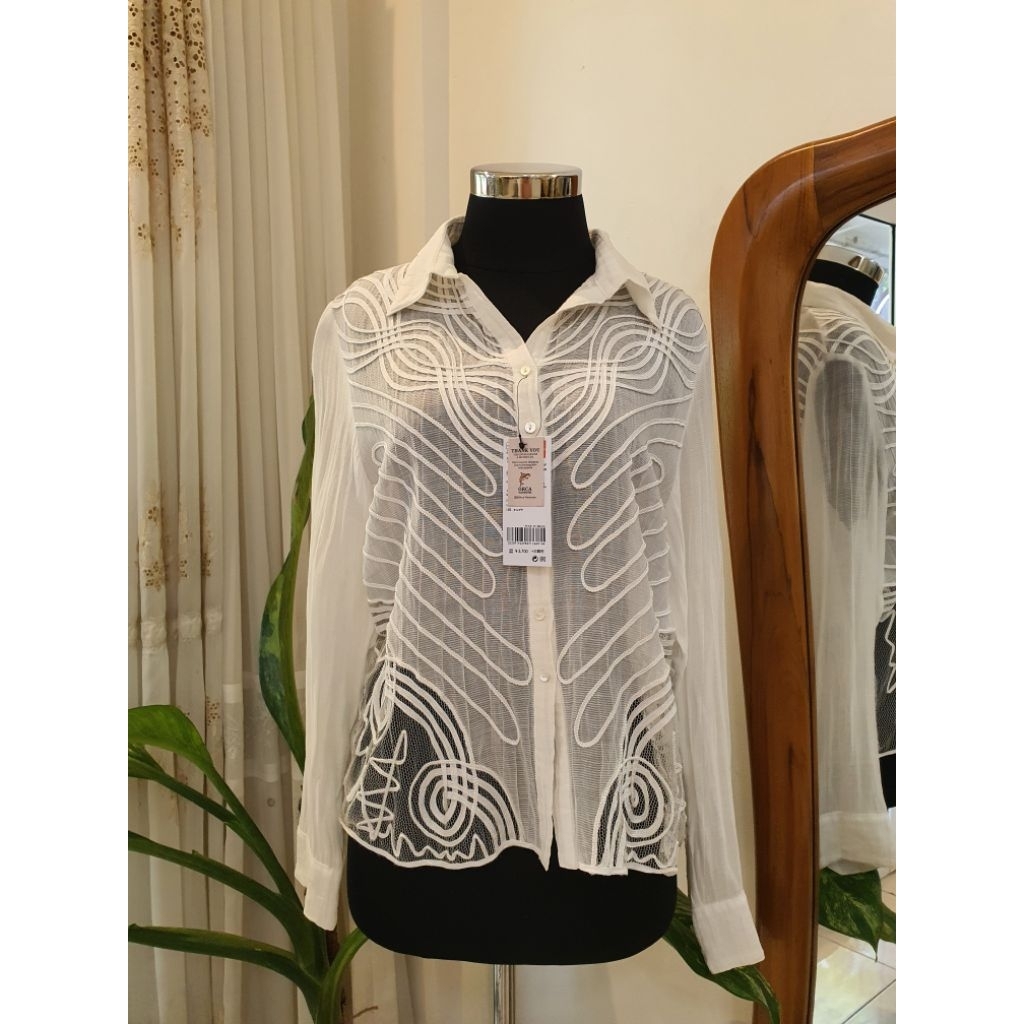 BLOUSE KATUN PUTIH