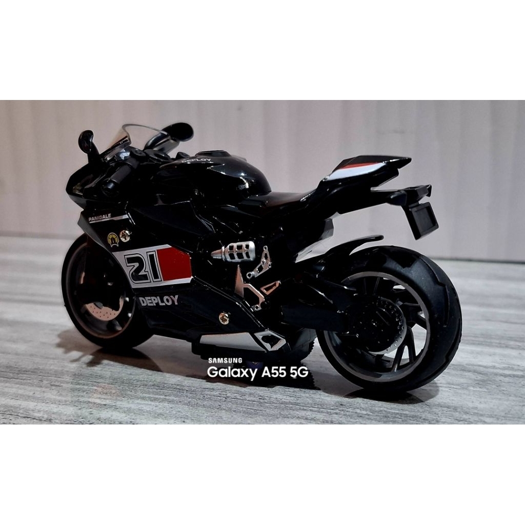 MAINAN MINIATUR MOTOR GP