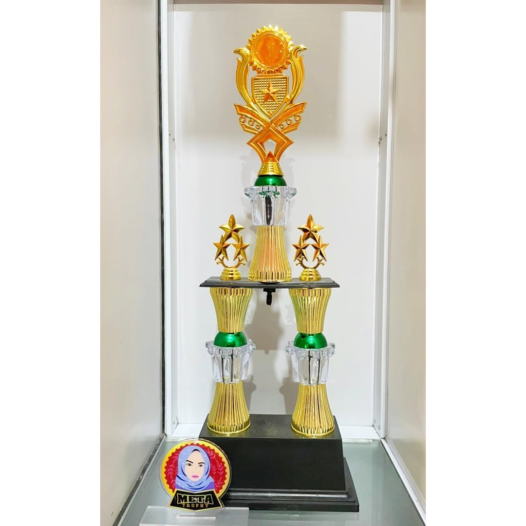 PIALA KAKI 2 MODEL KRISTAL HIJAU UNTUK PIALA JUARA UMUM