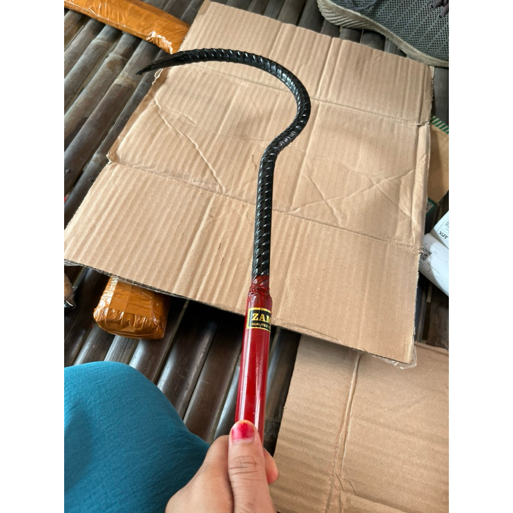 alat angkat getah karet/sawit