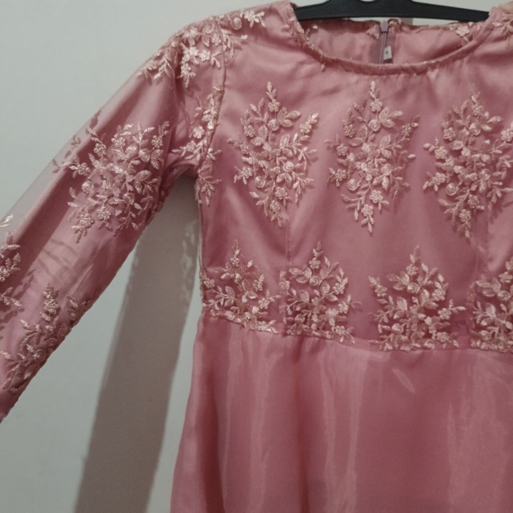 pl kebaya modern thamrin city
