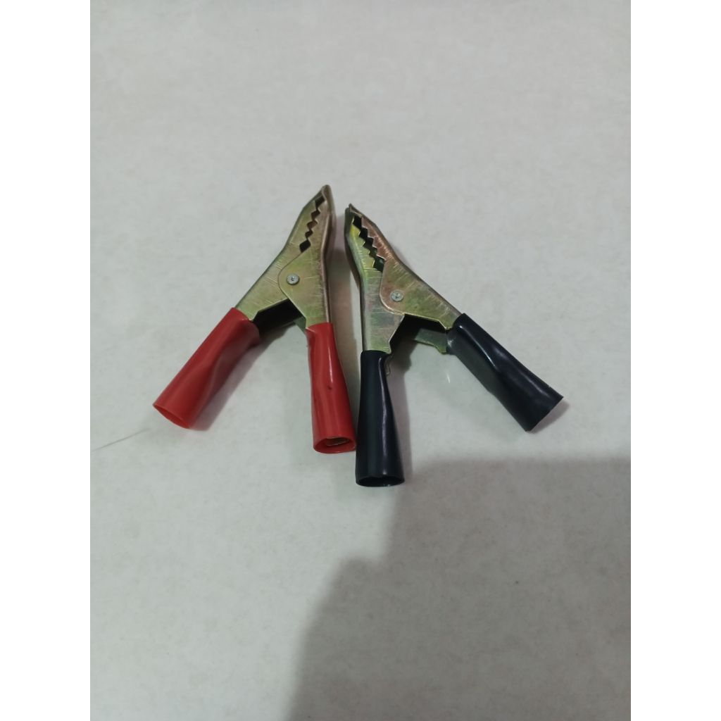 1 SET JEPITAN AKI MOBIL/JEPITAN AKI