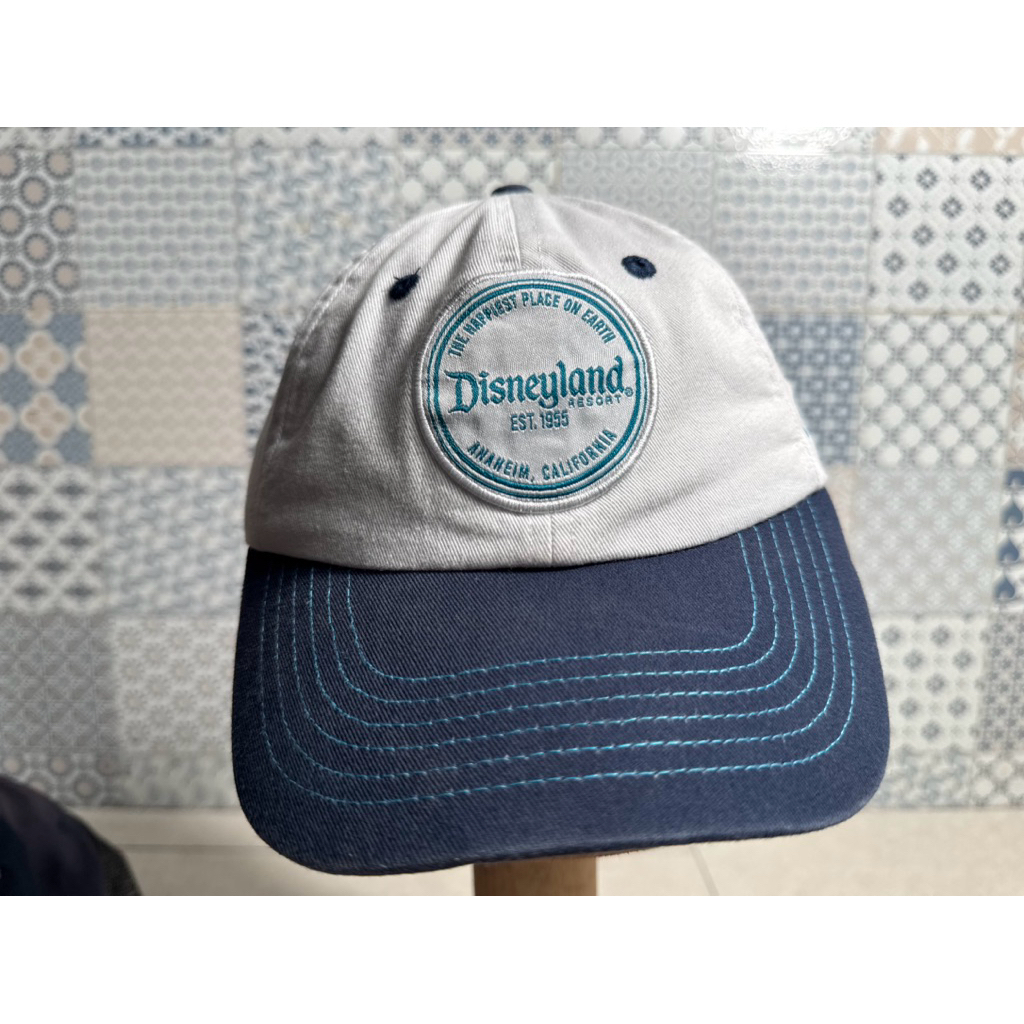 Topi Second Brand Branded Disneyland Resort California Original Full Tag