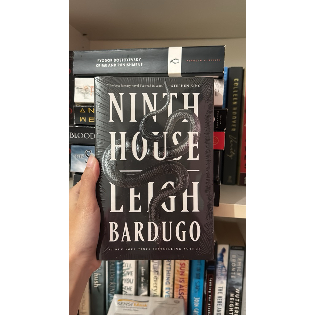 Ninth House by Leigh Bardugo - US Paperback