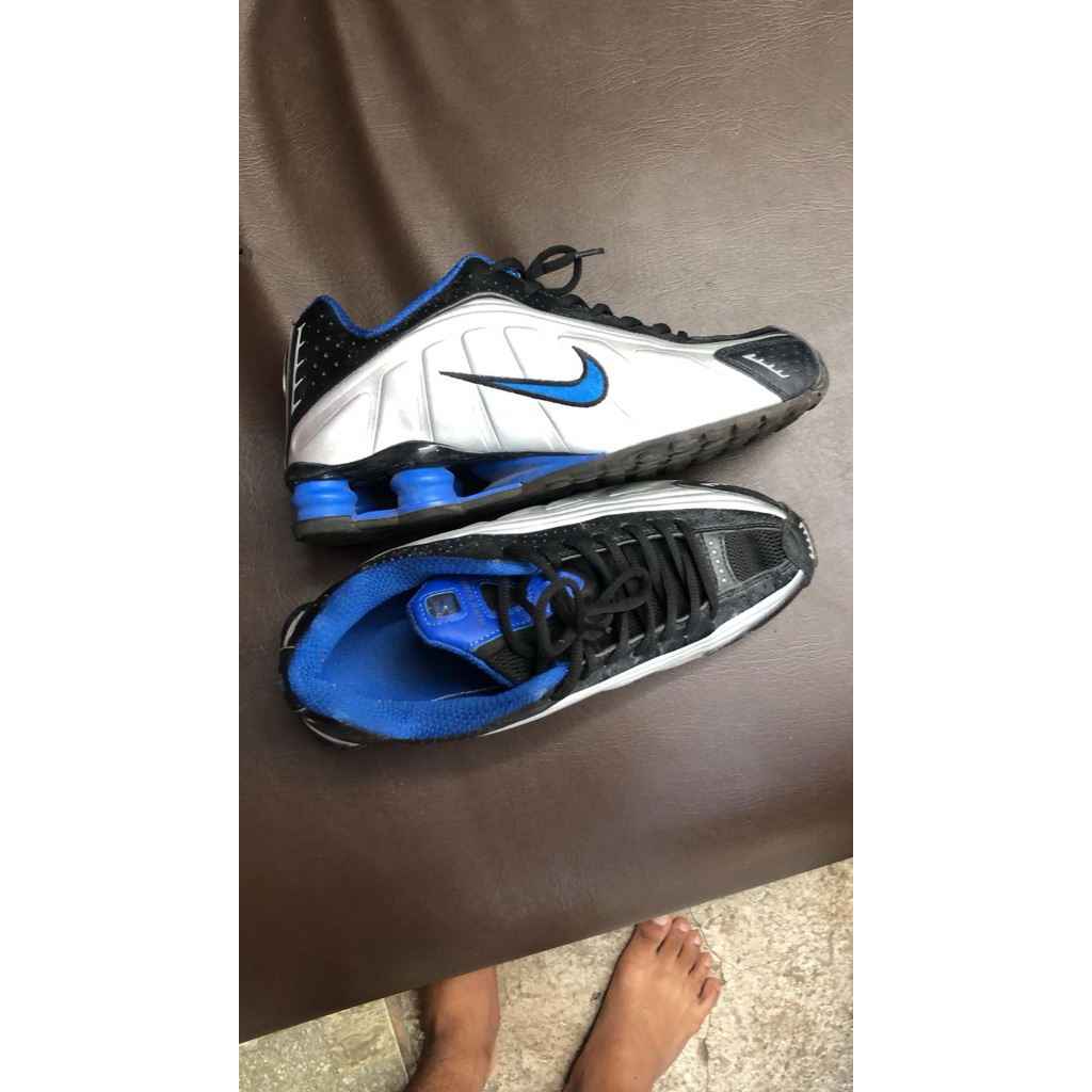 NIKE AIR SHOX