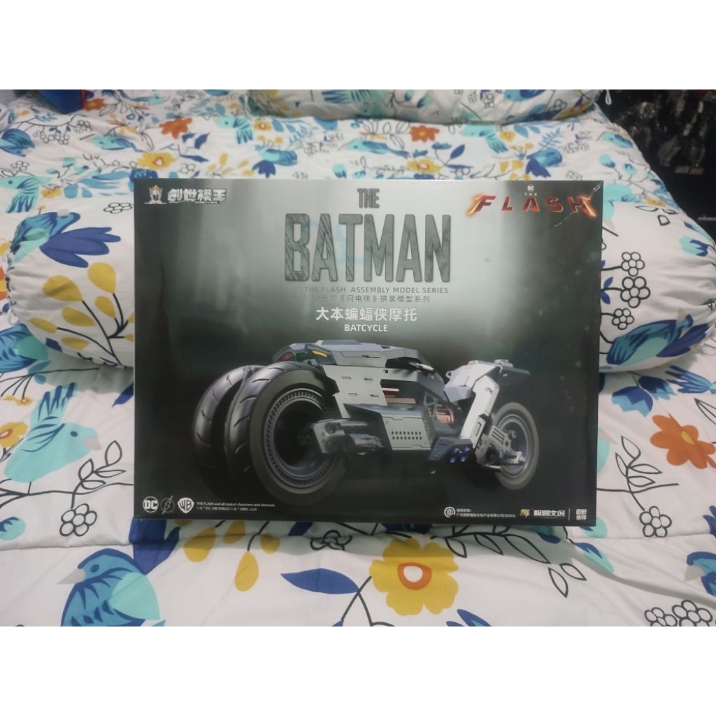 modoking batcycle batman ben Affleck