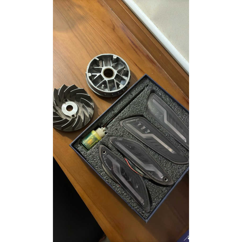 sein luigy vespa matic second full set blue smoke