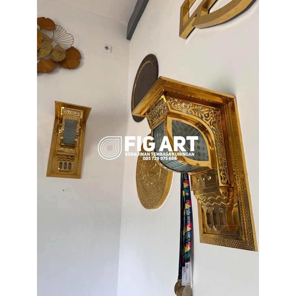 Lampu Dinding L Nabawi