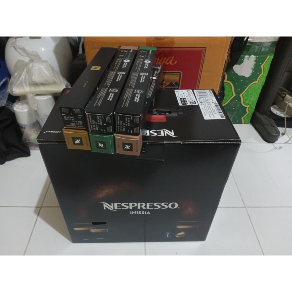 Mesin Kopi Nespresso Inissia Merah