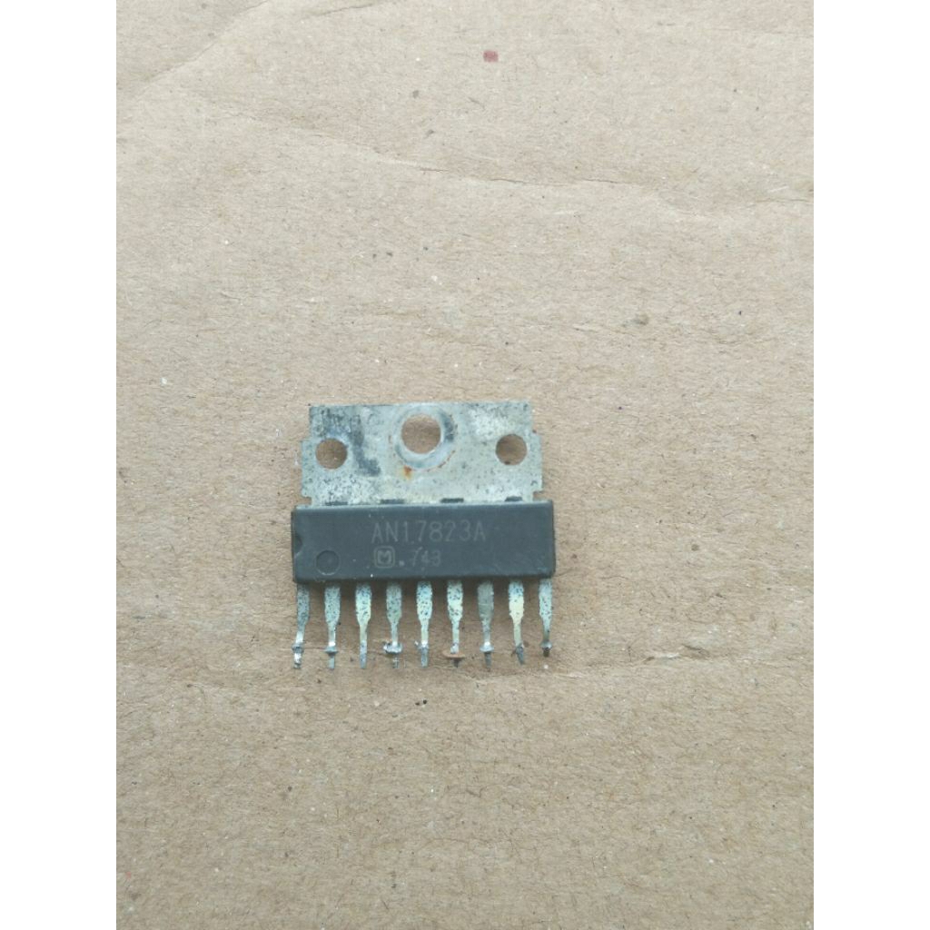 ic AN17823A