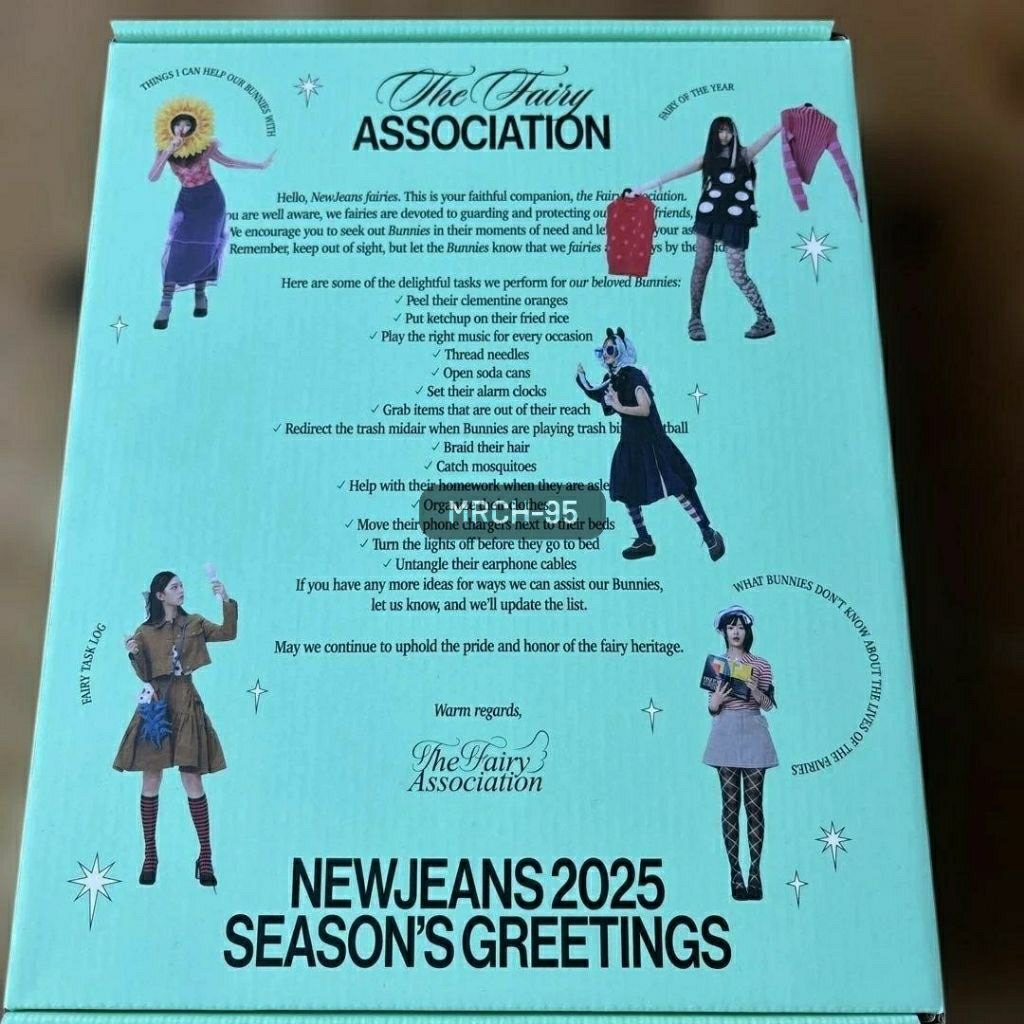 NEWJEANS 2025 SEASON'S GREETINGS PHOTOCARD