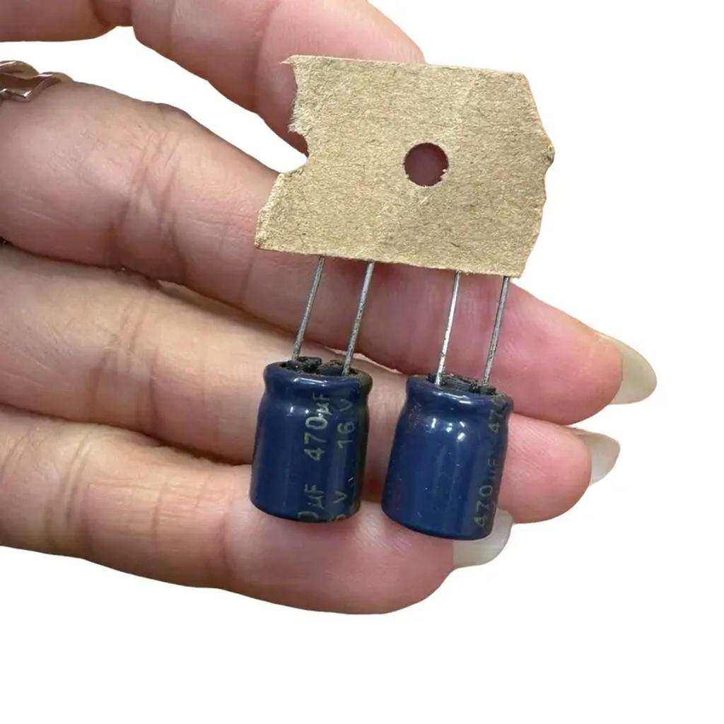 Capacitor elco 470uf 16v panasonic rentet / renceng elko 470uf 16volt