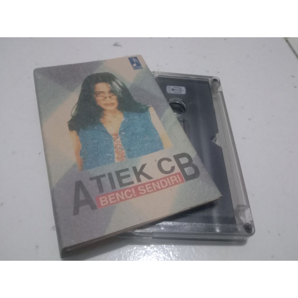 Kaset Pita Atiek CB Benci Sendiri