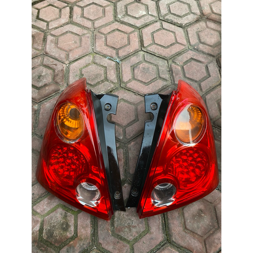 STOPLAMLAMP LAMPU BELAKANG SWIFT GT3 ORIGINAL COPOTAN