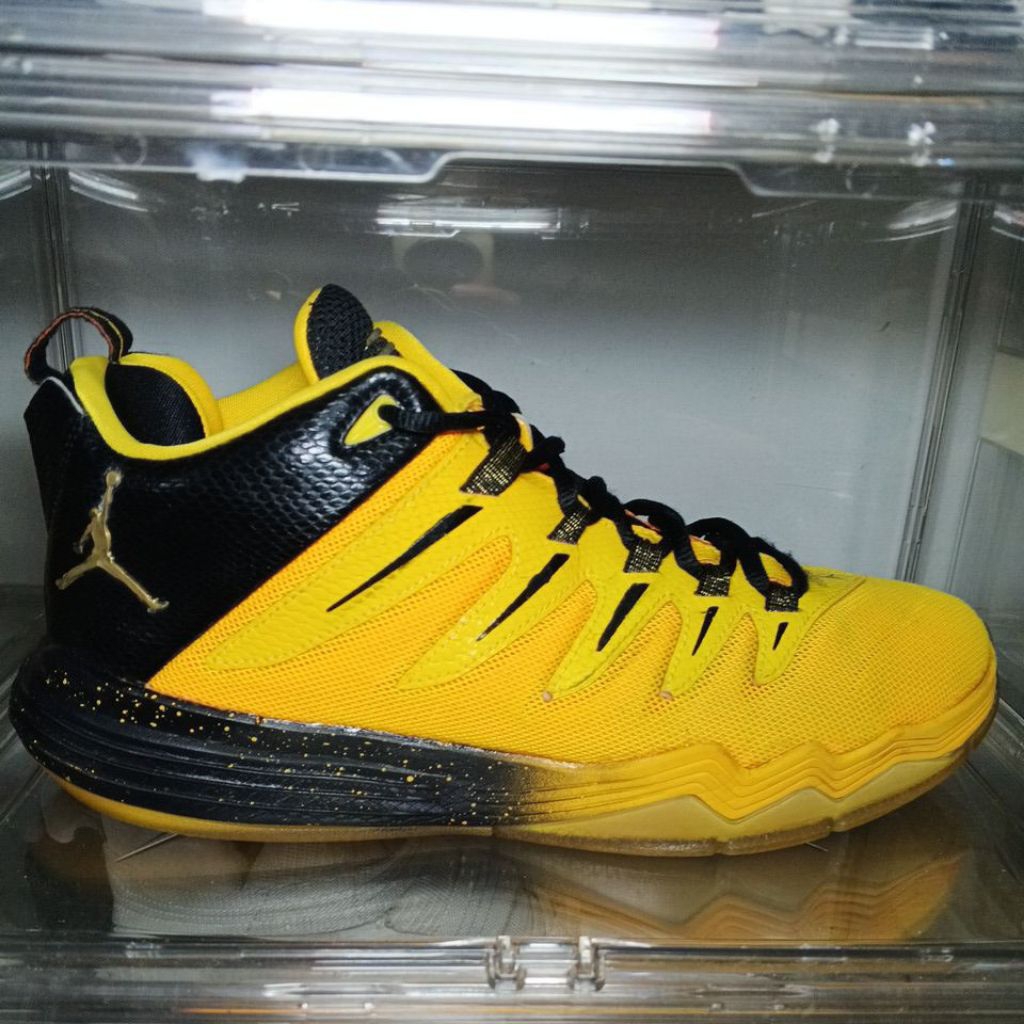 Jual sepatu basket Second