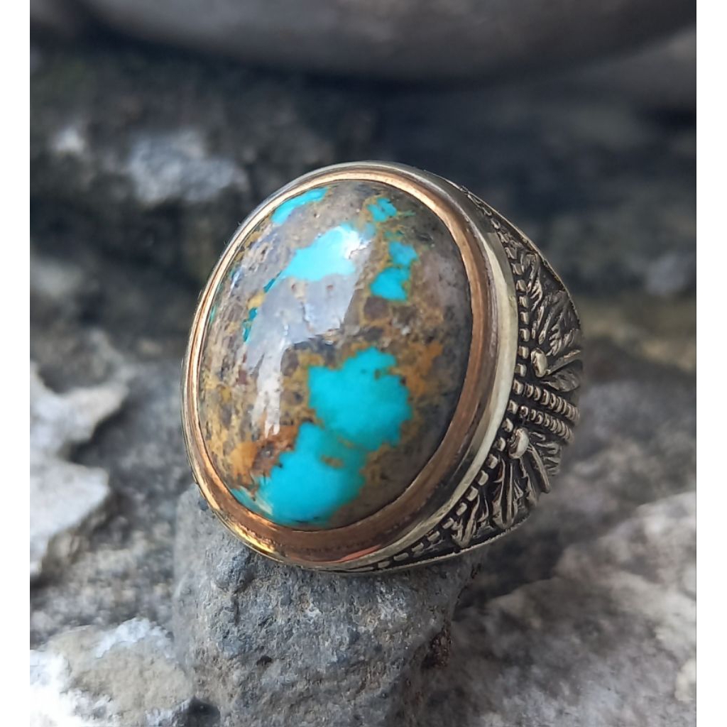 pirus persia urat emas