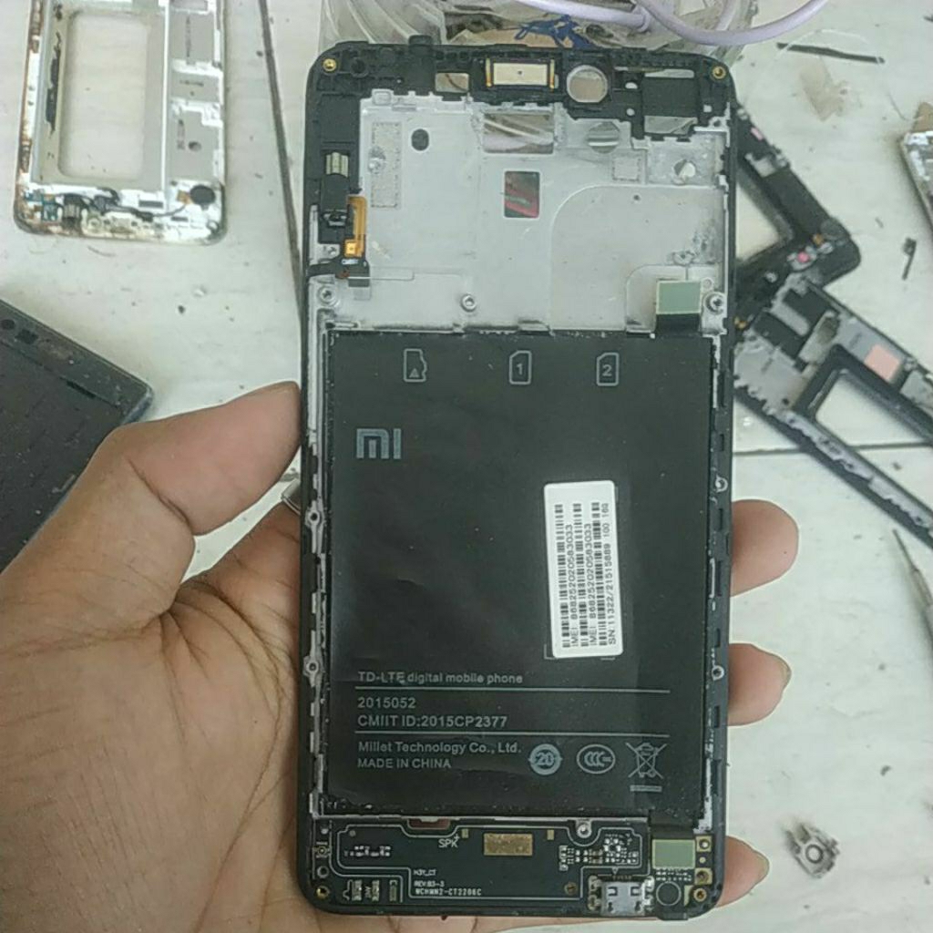 frame bekas redmi note 2,dapat sesuai gambar