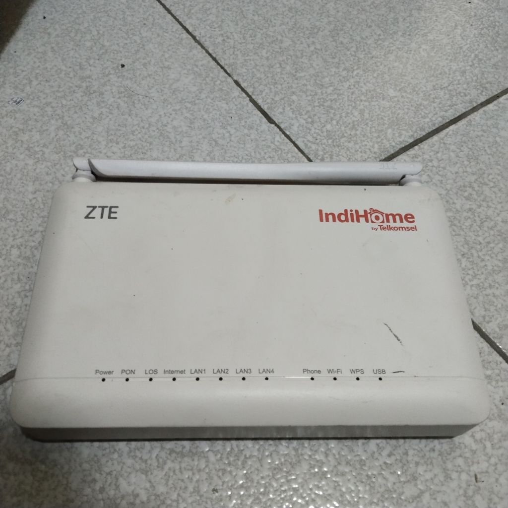 ZTE ZXHN F670L PORT BIRU