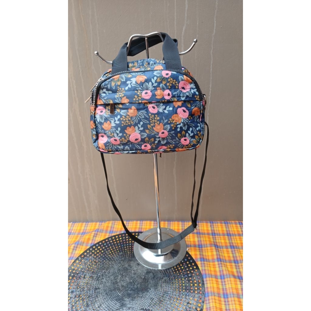 Tas selempang bunga vainer