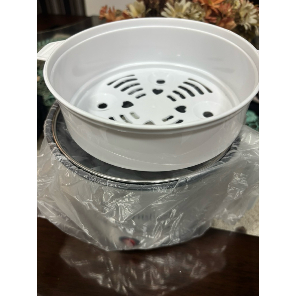 panci listrik dan kukusan,bisa untuk menggoreng