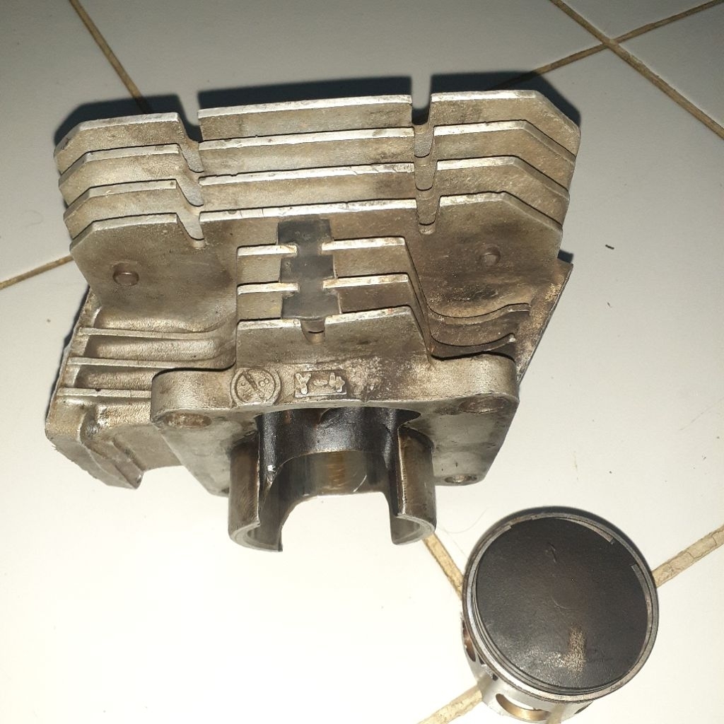 Blok rx king Y4 29N10 os 250 original padat