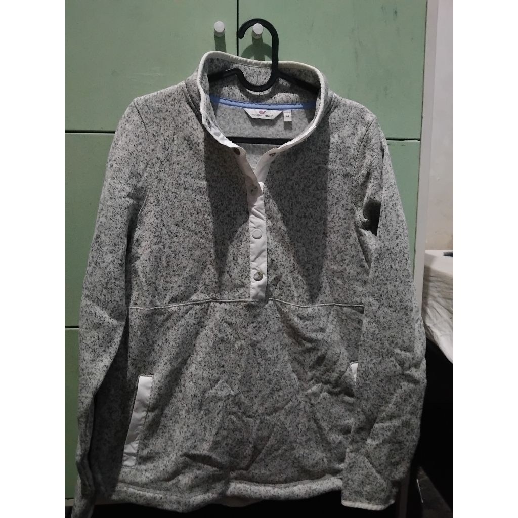 preloved sweater vineyard vines abu