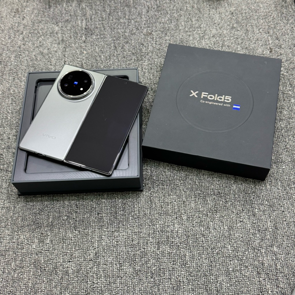 VIVO X FOLD5 16/512 GB RESMI