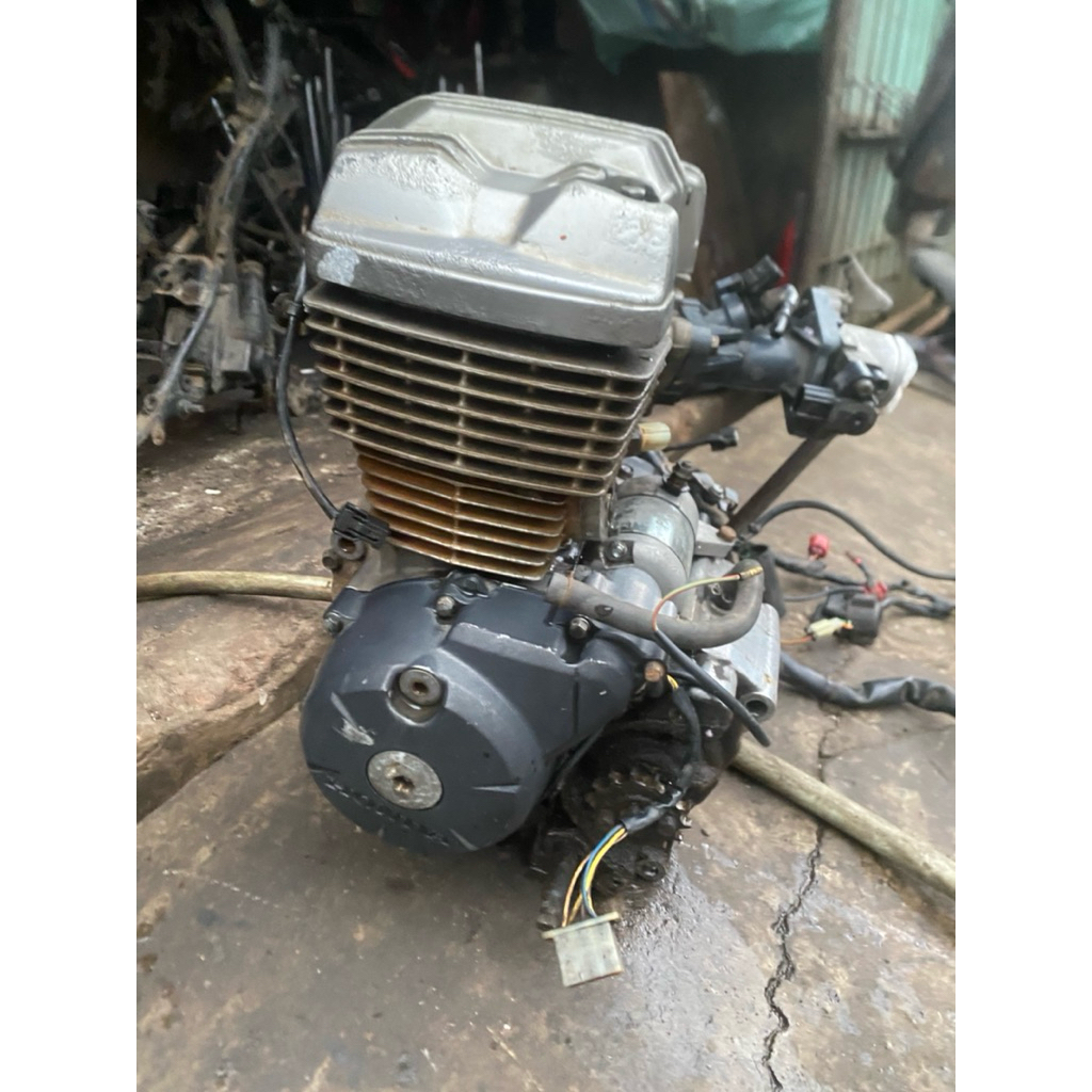 mesin set honda megapro/verza injeksi lengkap pengapian