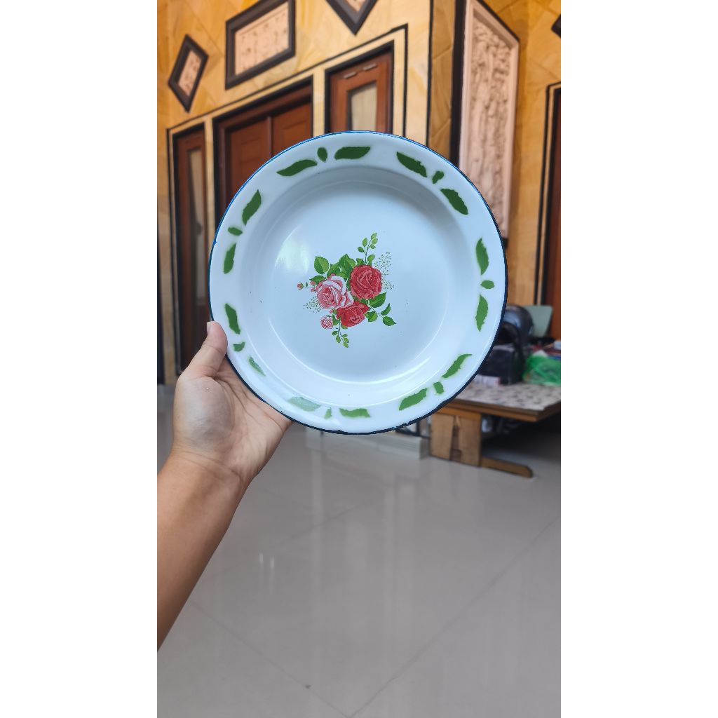 piring legend // piring besi // piring krenteng / piring jadul