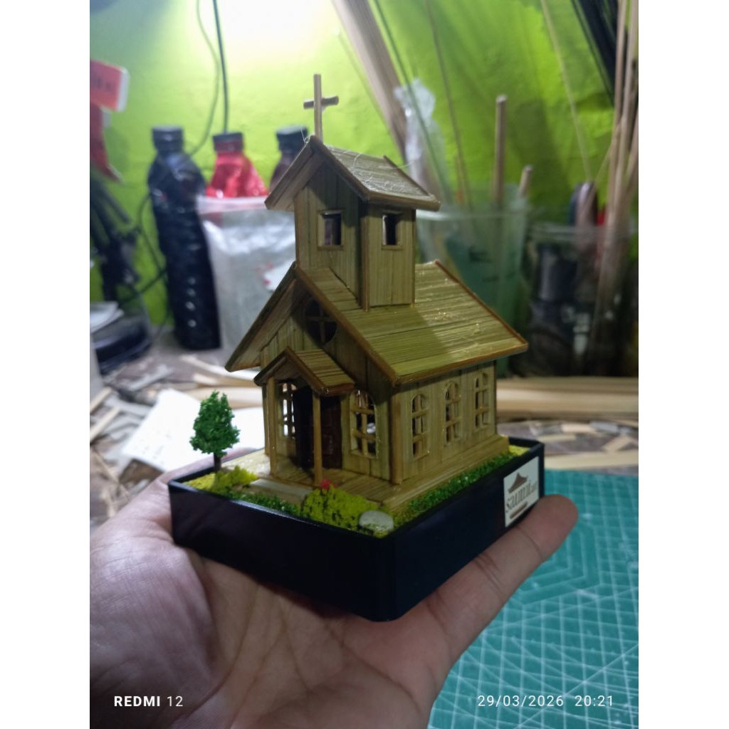 miniatur gereja