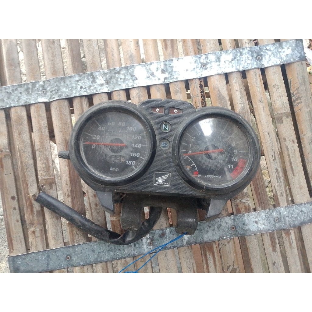 SPEEDOMETER MEGAPRO PRIMUS ORIGINAL