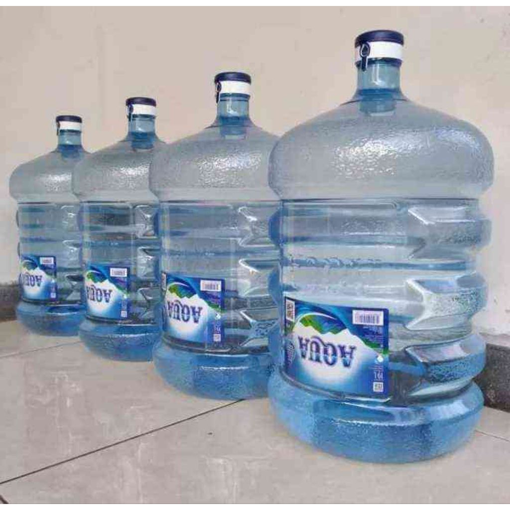 AQUA Air Mineral (1 Galon + Isinya)