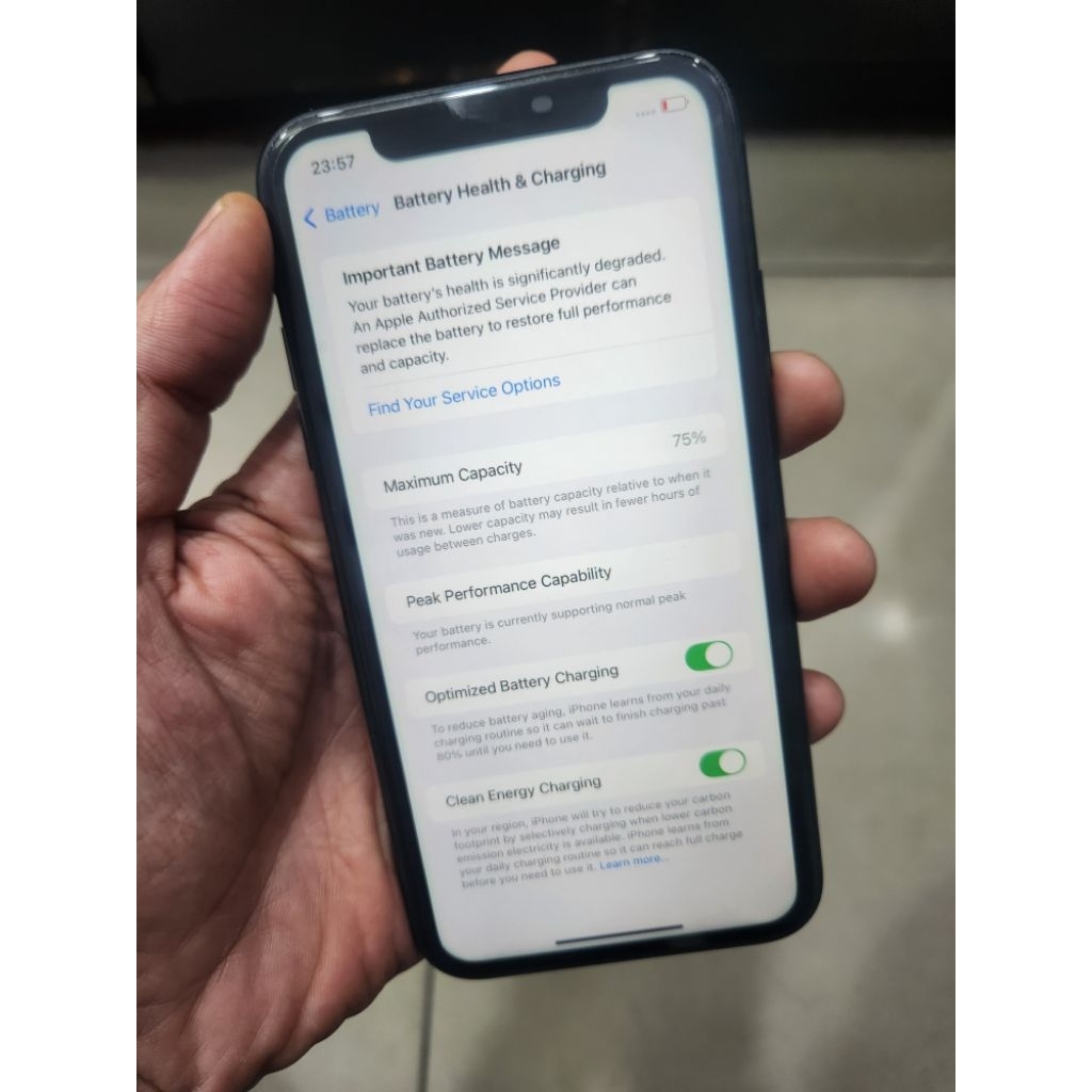 ipon xr 64gb all operator mesin msh segel belum pernah Service sama sekali