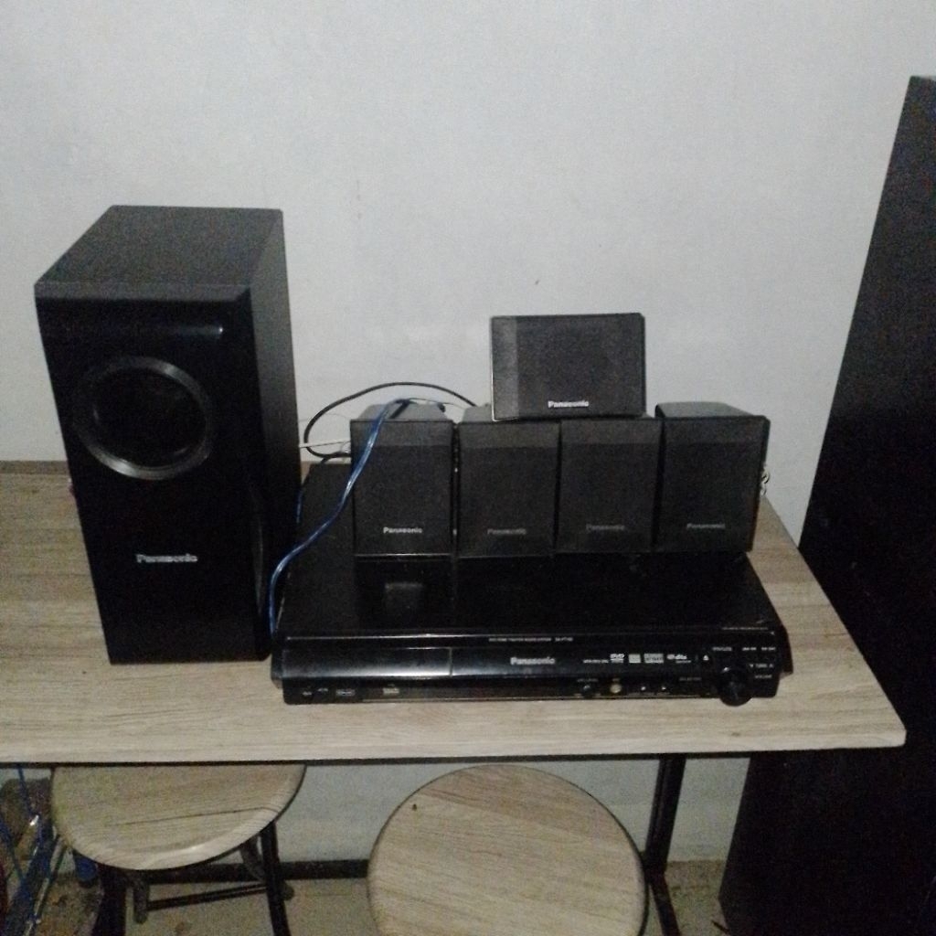 HOME THEATRE PANASONIC