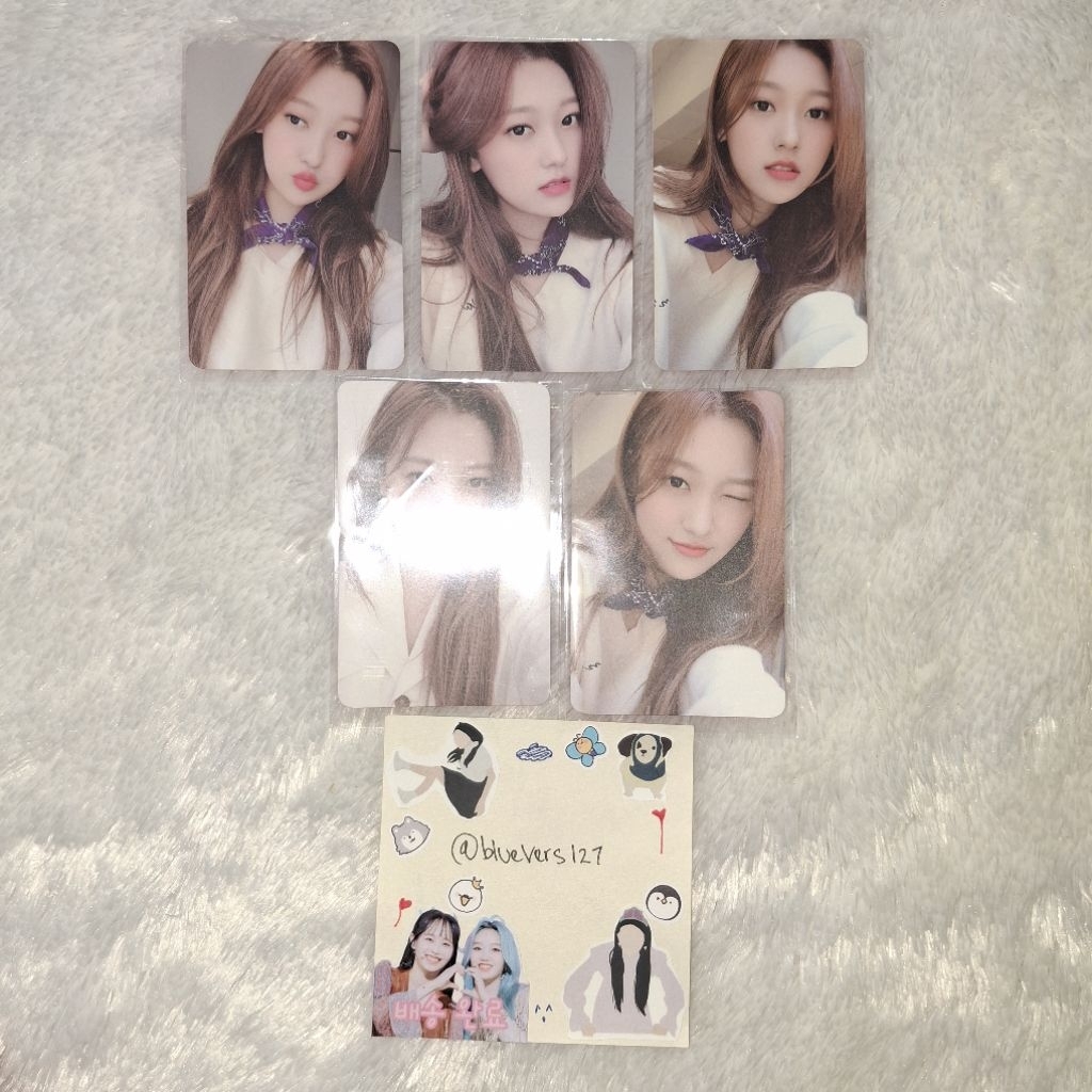 LOONA CHOERRY SEASON GREETING 2021 PHOTOCARD SET