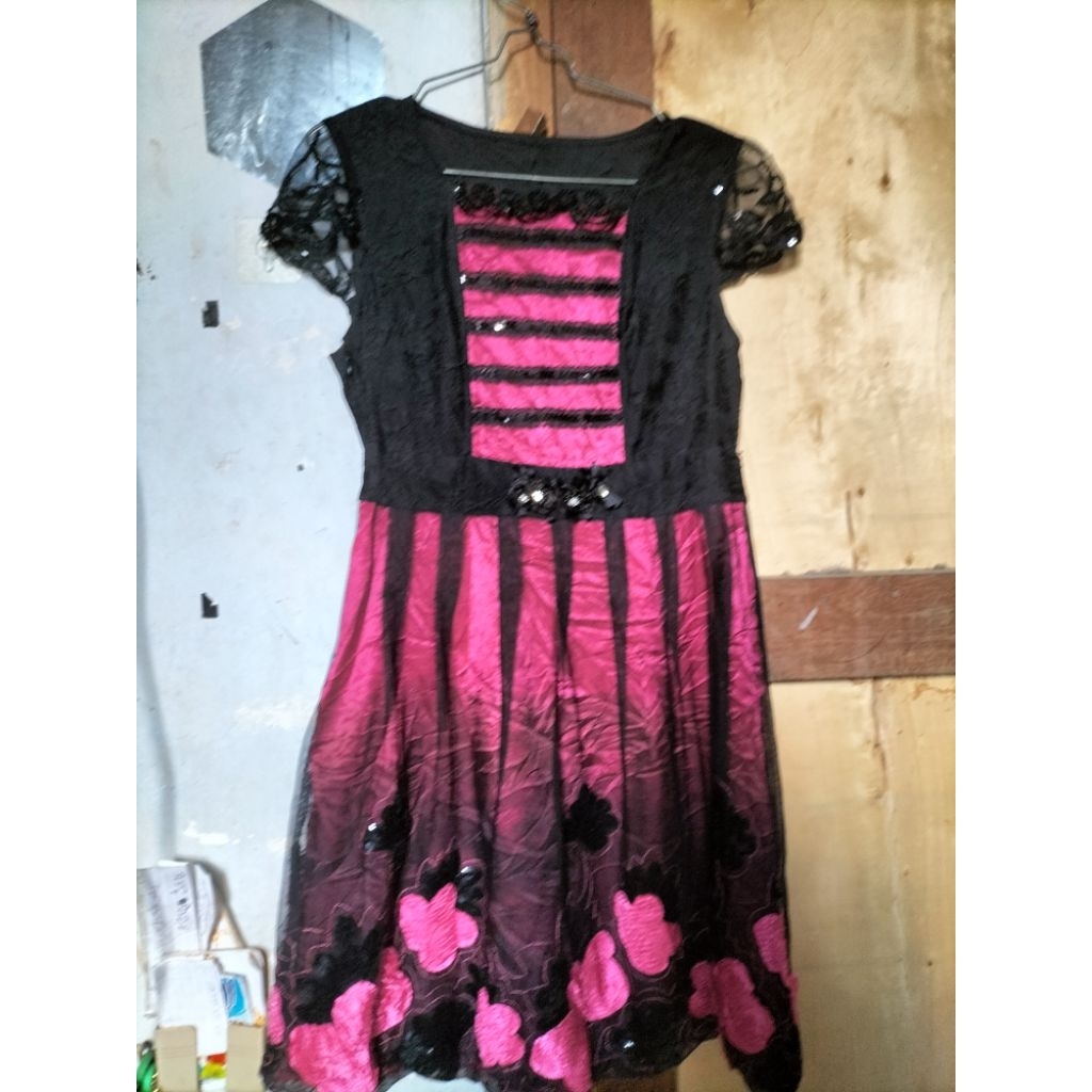 dress brokat brukat Lace renda bunga flower floral vintage mewah premium elegant korea BKK Bangkok b