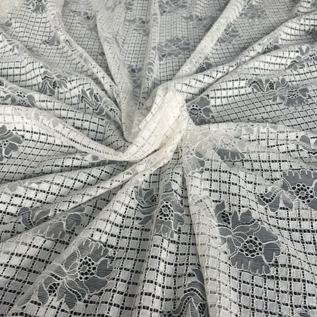 KAIN/TEXTILE/BRUKAT UNTUK KEBAYA