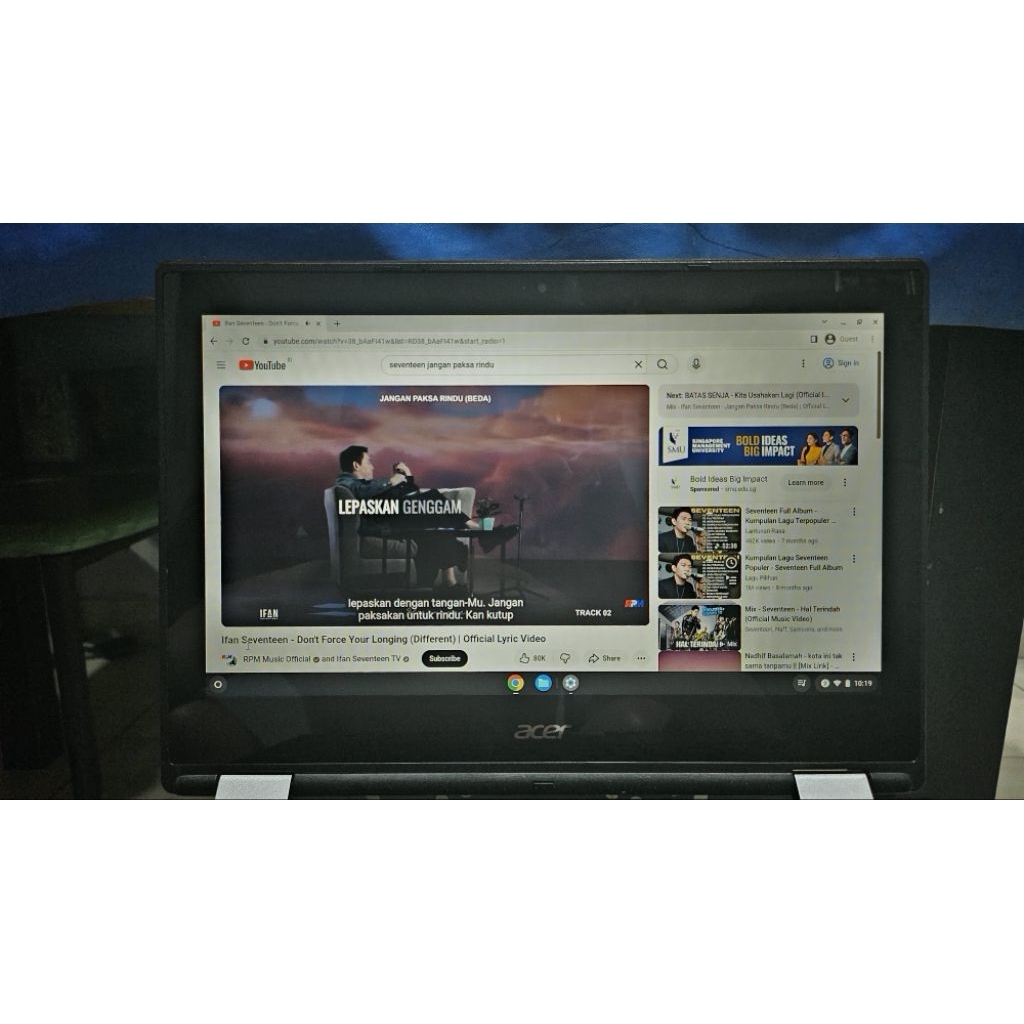 Chromebook acer c738T touchscreen flip 360 derajat
