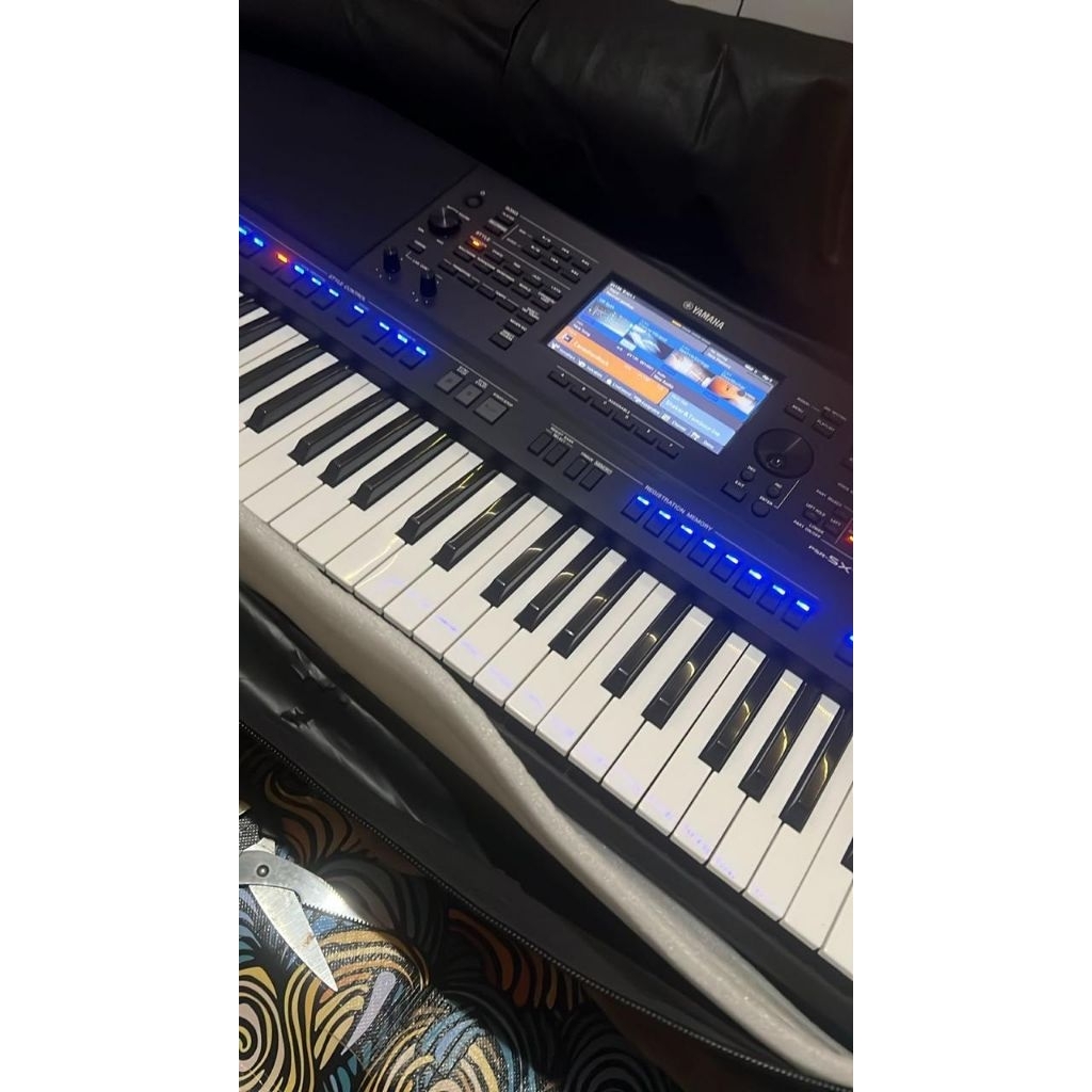 keyboard yamaha psr sx 700