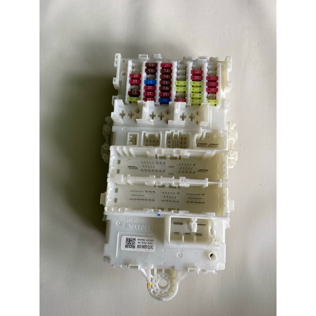 Fuse Box Box skring Honda HRV 1.5cc