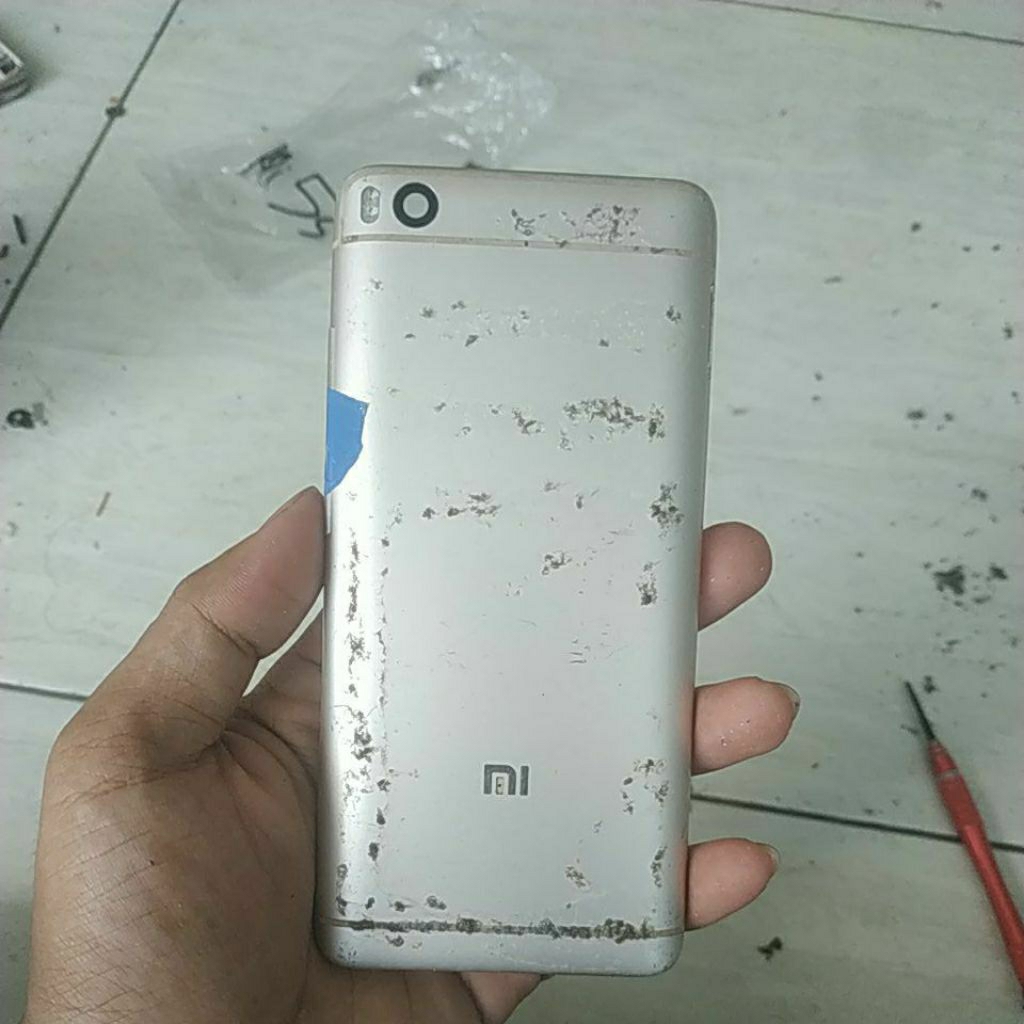 backdoor bekas mi 5s, tombol lengkap fisik sesuai gambar