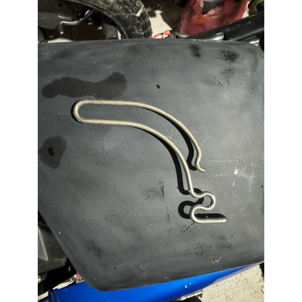 honda cb750 tachometer cable holder pegangan kabel rpm