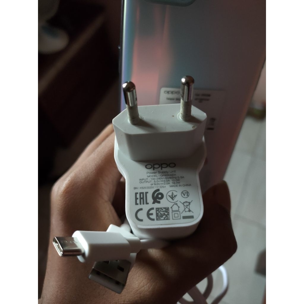 Charger Oppo Reno 4F Original Bawaan