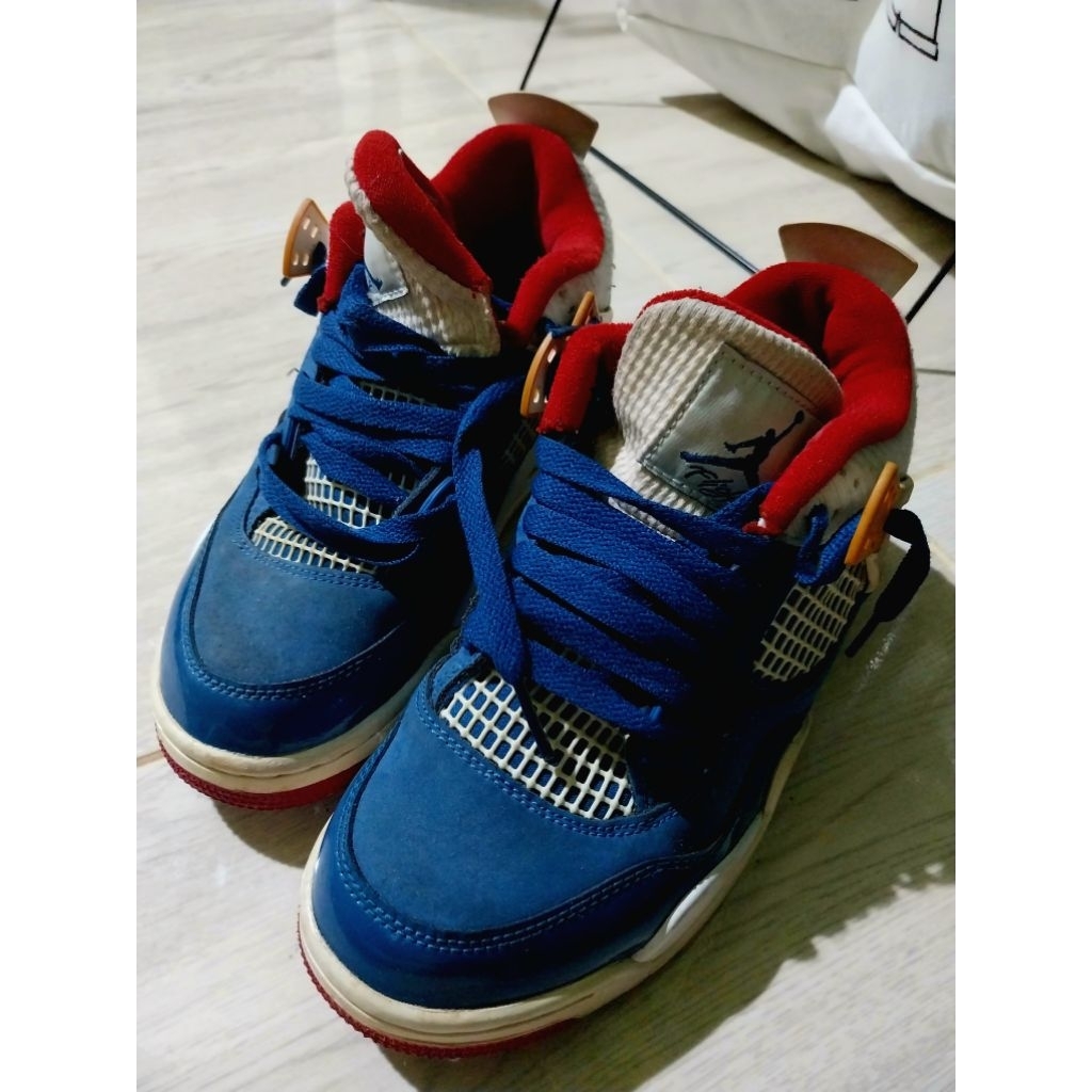 Air jordan 4 retro GS preloved bekas second Original 100 % bagus good condition