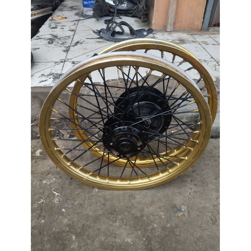 velg/pelek jari jari variasi 1set motor Vega ZR/Vega new/Jupiter z barang second copotan motor siap 