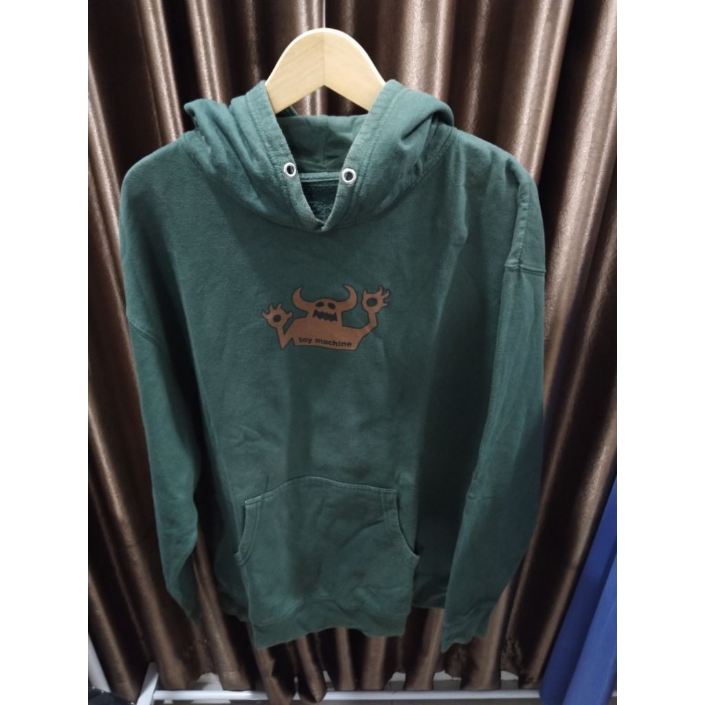 HOODIE TOY MACHINE